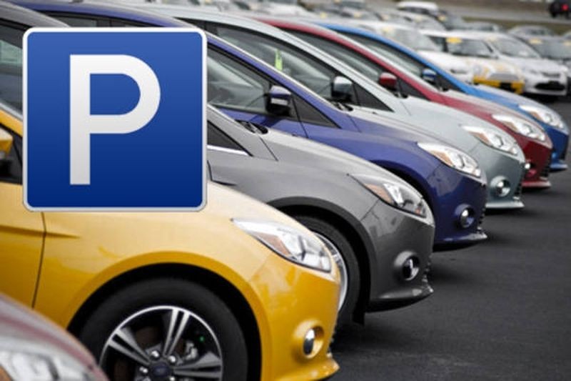 Продажа подержанных автомобилей из-за нехватки мест для парковки